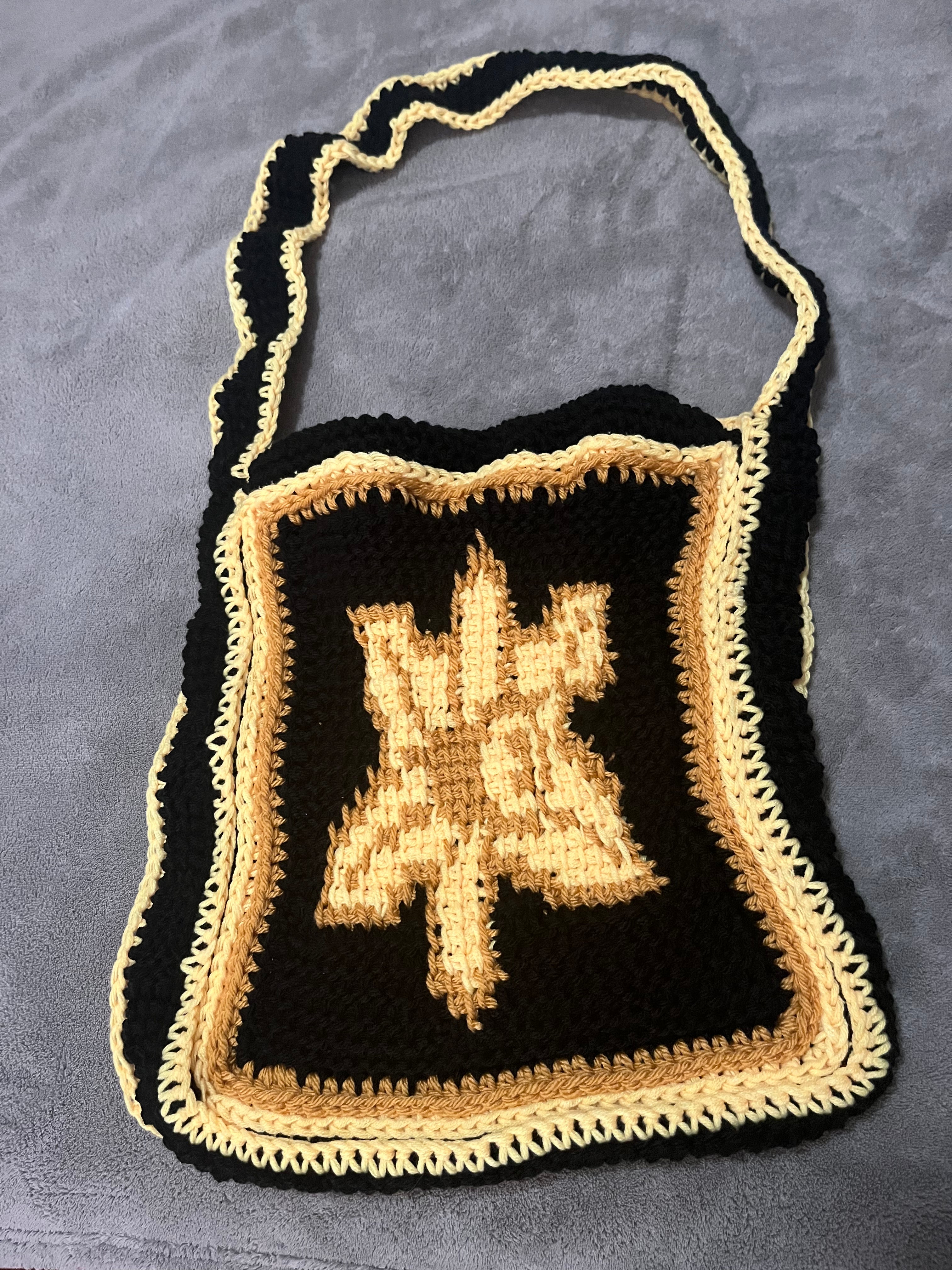 Daffodil Small Ladies Purse